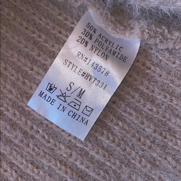 🌶 HOT & DELICIOUS Crop Top - Picture 7 of 7